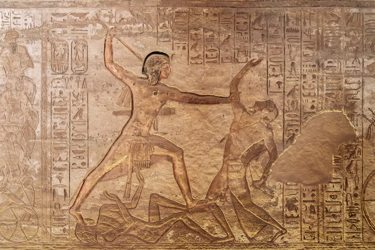 Relief Ramses' II. beim Erschlagen von Feinden